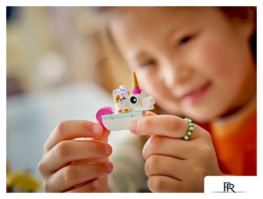 Конструктор LEGO Friends Вечеринка у бассейна с единорогами и фламинго 42658 - Изображение №5 — Интернет-магазин ПроЗаказ