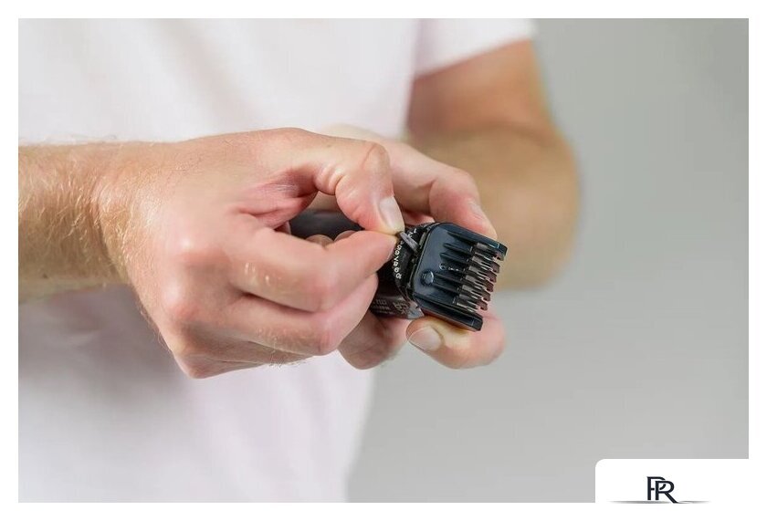 Триммер для бороды и усов Wahl 09893.0460 Extreme Grip - Изображение №9 — Интернет-магазин ПроЗаказ