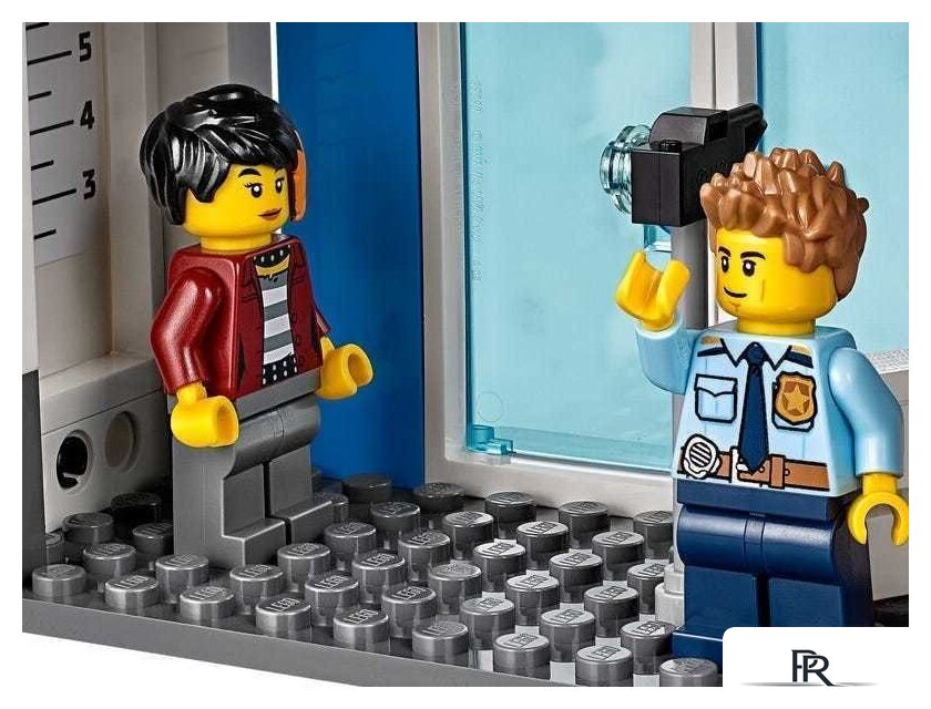Конструктор LEGO City 60246 Полицейский участок - Изображение №8 — Интернет-магазин ПроЗаказ