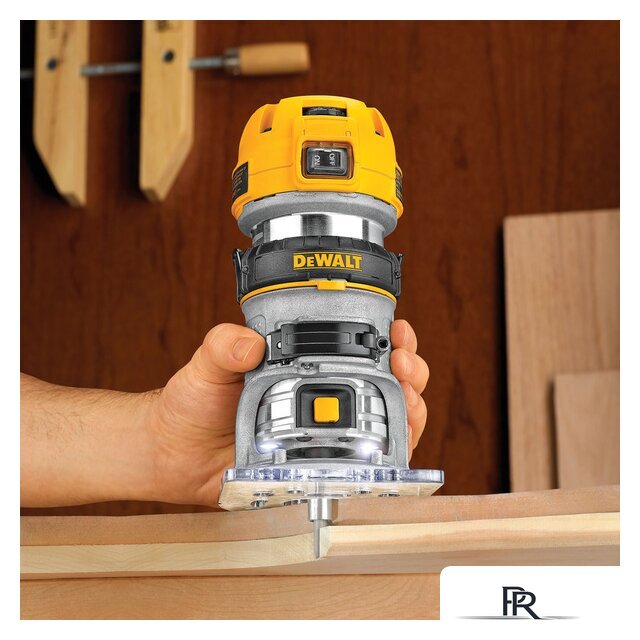 Вертикальный фрезер DeWalt D26204K - Изображение №10 — Интернет-магазин ПроЗаказ