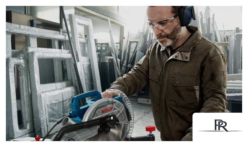 Торцовочная пила Bosch GCM 216 Professional 0601B33000 - Изображение №7 — Интернет-магазин ПроЗаказ