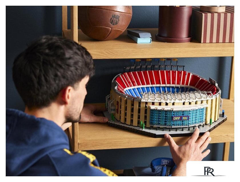 Конструктор LEGO Creator Expert 10284 Камп Ноу – ФК 