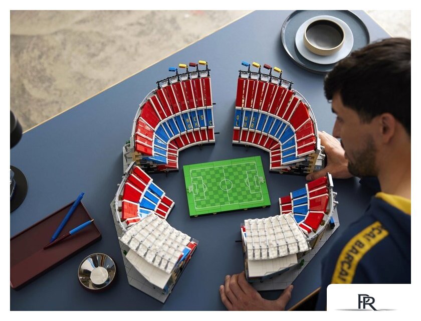 Конструктор LEGO Creator Expert 10284 Камп Ноу – ФК 