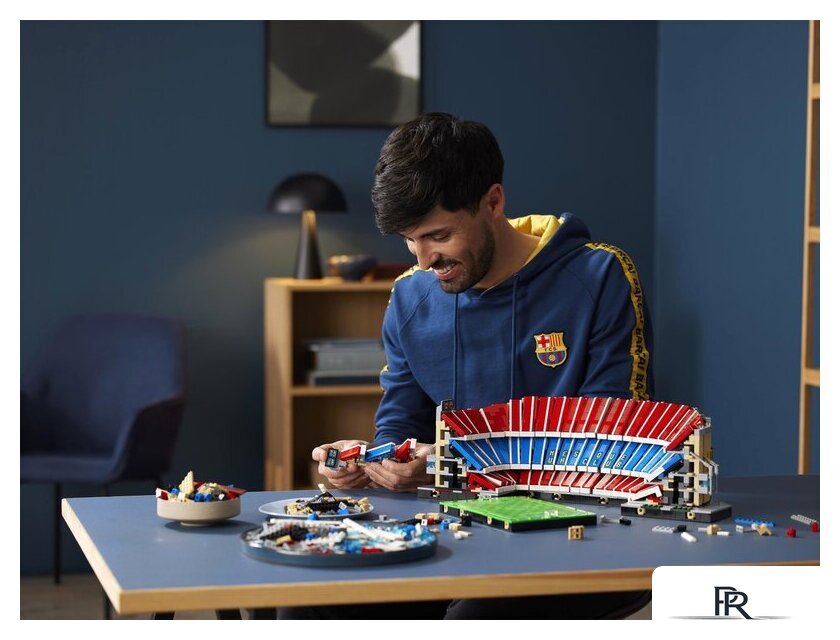 Конструктор LEGO Creator Expert 10284 Камп Ноу – ФК 