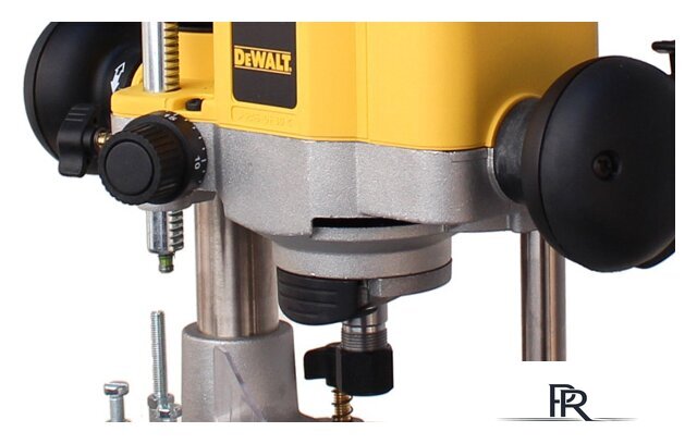 Вертикальный фрезер DeWalt DW621 - Изображение №6 — Интернет-магазин ПроЗаказ