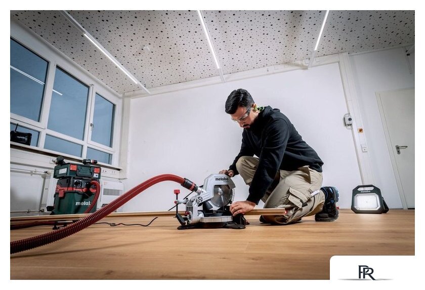 Торцовочная пила Metabo KS 216 M 610216000 - Изображение №2 — Интернет-магазин ПроЗаказ