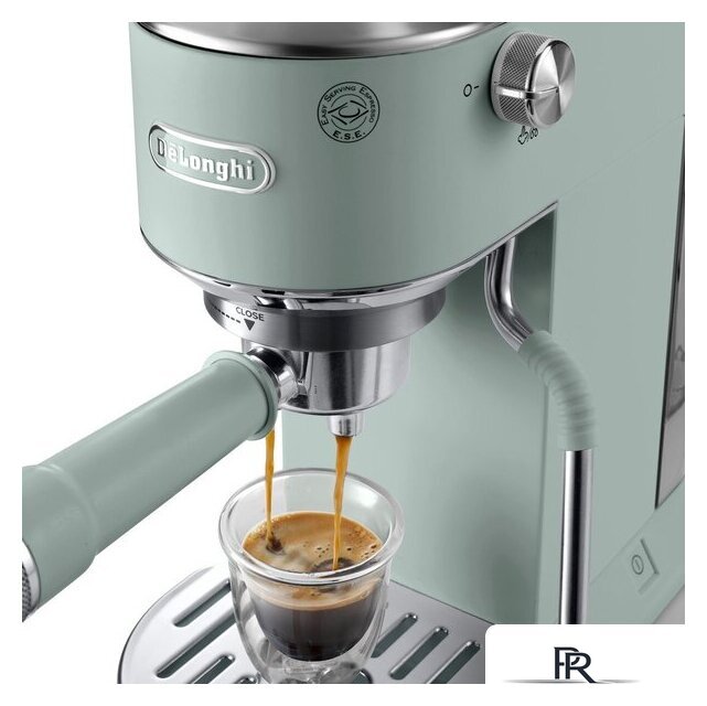 Рожковая кофеварка DeLonghi Dedica EC890.GR - Изображение №6 — Интернет-магазин ПроЗаказ