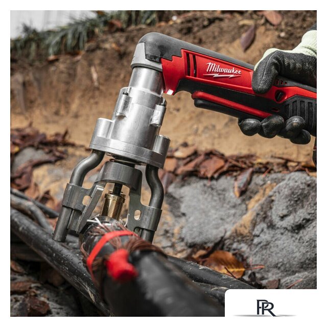 Инструмент для болтовых соединителей и наконечников Milwaukee M18 M18BSBT-202X 4933493289 (с 2-мя АКБ, кейс) - Изображение №6 — Интернет-магазин ПроЗаказ