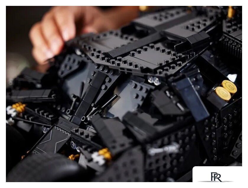 Конструктор LEGO DC Batman 76240 Бэтмобиль Тумблер - Изображение №10 — Интернет-магазин ПроЗаказ