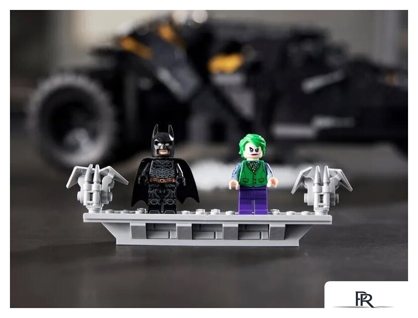 Конструктор LEGO DC Batman 76240 Бэтмобиль Тумблер - Изображение №18 — Интернет-магазин ПроЗаказ