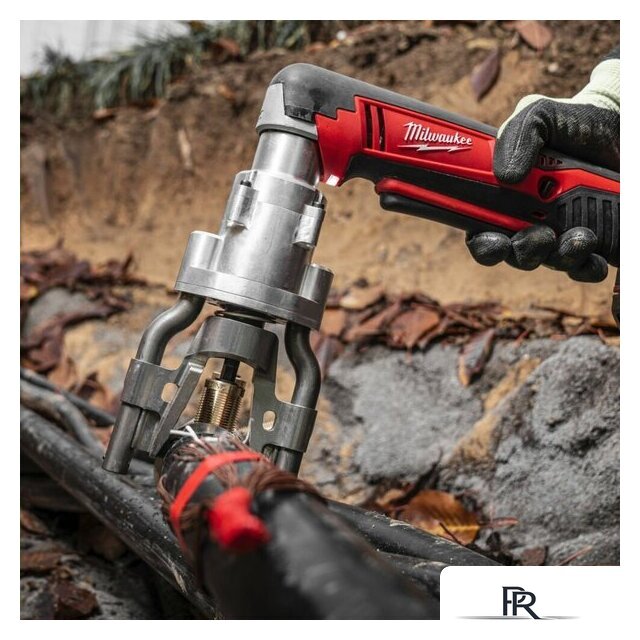 Инструмент для болтовых соединителей и наконечников Milwaukee M18 M18BSBT-0X 4933493288 (без АКБ, кейс) - Изображение №8 — Интернет-магазин ПроЗаказ