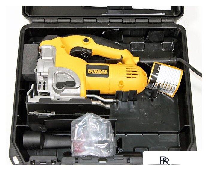 Электролобзик DeWalt DW331K - Изображение №7 — Интернет-магазин ПроЗаказ