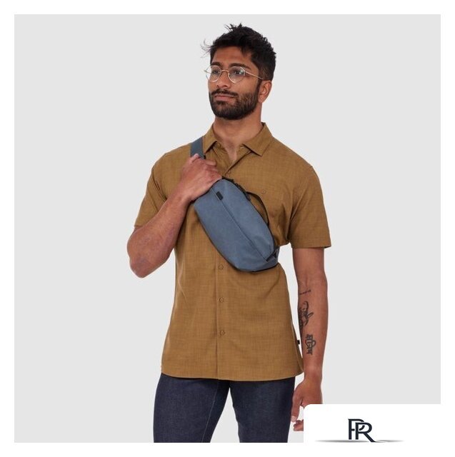 Сумка на пояс Thule Aion Sling Bag TASB102DSL 3205019 (синий) - Изображение №5 — Интернет-магазин ПроЗаказ