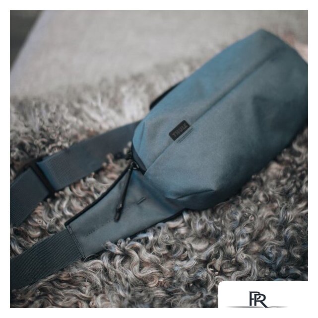 Сумка на пояс Thule Aion Sling Bag TASB102DSL 3205019 (синий) - Изображение №4 — Интернет-магазин ПроЗаказ