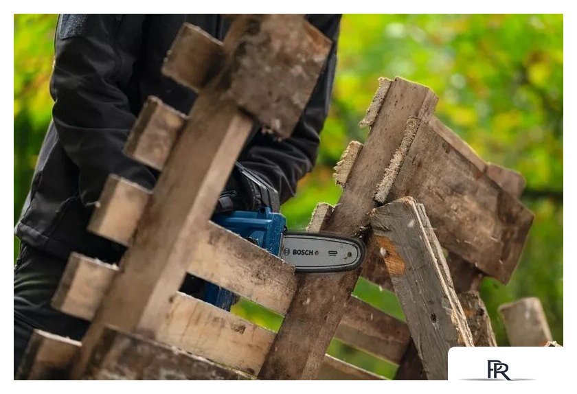 Аккумуляторная пила Bosch GKE 18V-15 Professional 06008D7000 (без АКБ) - Изображение №2 — Интернет-магазин ПроЗаказ