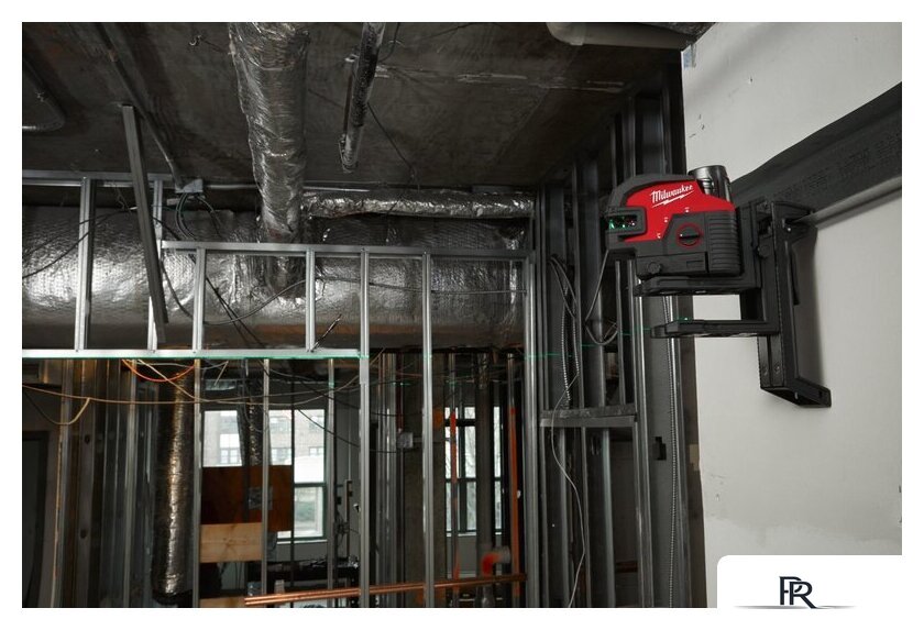 Лазерный нивелир Milwaukee M12 CLL4P-301C 4933479203 (с 1-им АКБ, кейс) - Изображение №13 — Интернет-магазин ПроЗаказ