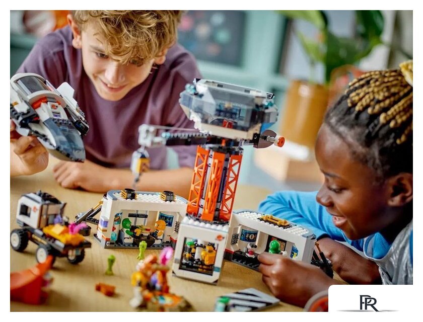 Конструктор LEGO City 60434 Космическая база и площадка для ракет - Изображение №9 — Интернет-магазин ПроЗаказ