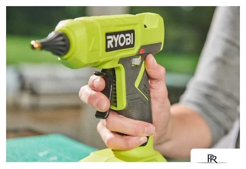 Термоклеевой пистолет Ryobi RGLU18-0 (без АКБ) - Изображение №6 — Интернет-магазин ПроЗаказ