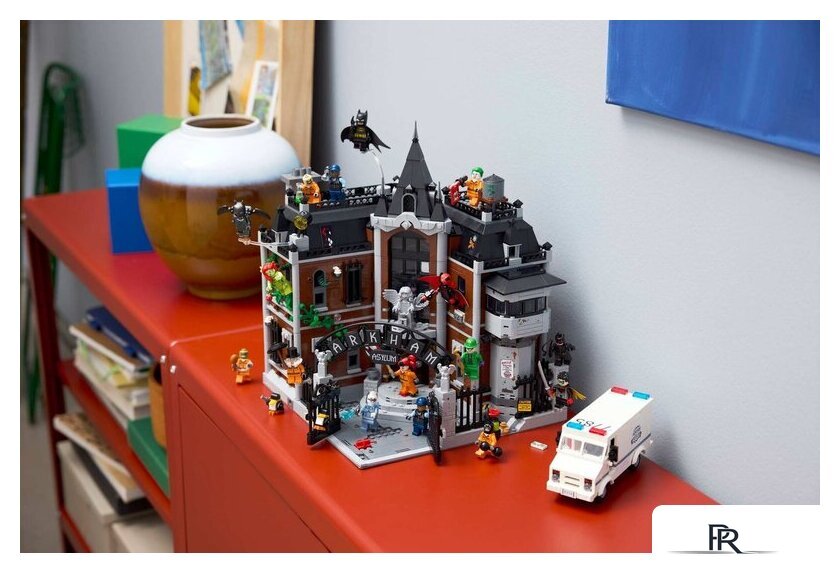 Конструктор LEGO DC Batman 76300 Лечебница Аркхем - Изображение №16 — Интернет-магазин ПроЗаказ