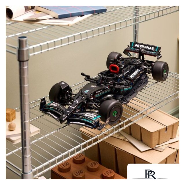 Конструктор LEGO Technic 42171 Mercedes-AMG F1 W14 E Performance - Изображение №9 — Интернет-магазин ПроЗаказ