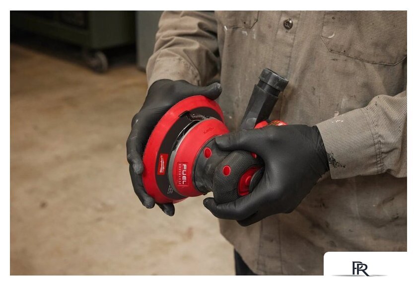 Эксцентриковая шлифмашина Milwaukee M12 FROS2.5 4933493647 (без АКБ) - Изображение №3 — Интернет-магазин ПроЗаказ