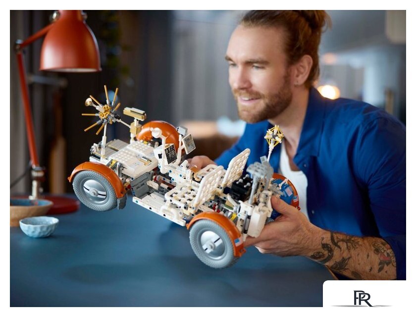 Конструктор LEGO Technic 42182 Лунный вездеход НАСА «Аполлон» - Изображение №9 — Интернет-магазин ПроЗаказ
