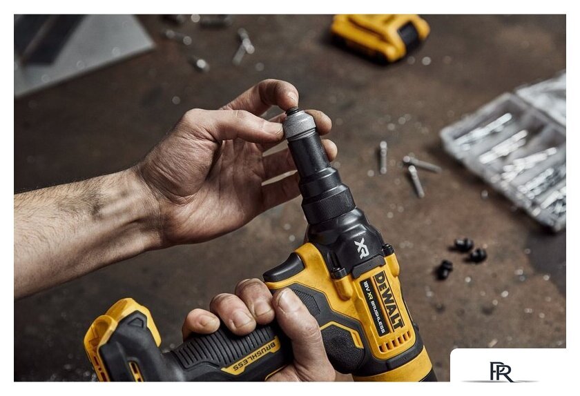 Инструмент для нарезания/восстановления резьбы DeWalt DCF403NT-XJ - Изображение №10 — Интернет-магазин ПроЗаказ