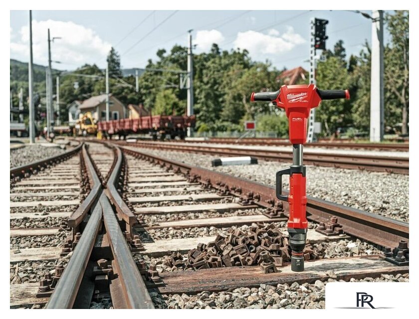 Гайковерт Milwaukee M18 FUEL M18FHIWF1R-122C 4933493141 (с 2-мя АКБ, кейс) - Изображение №8 — Интернет-магазин ПроЗаказ