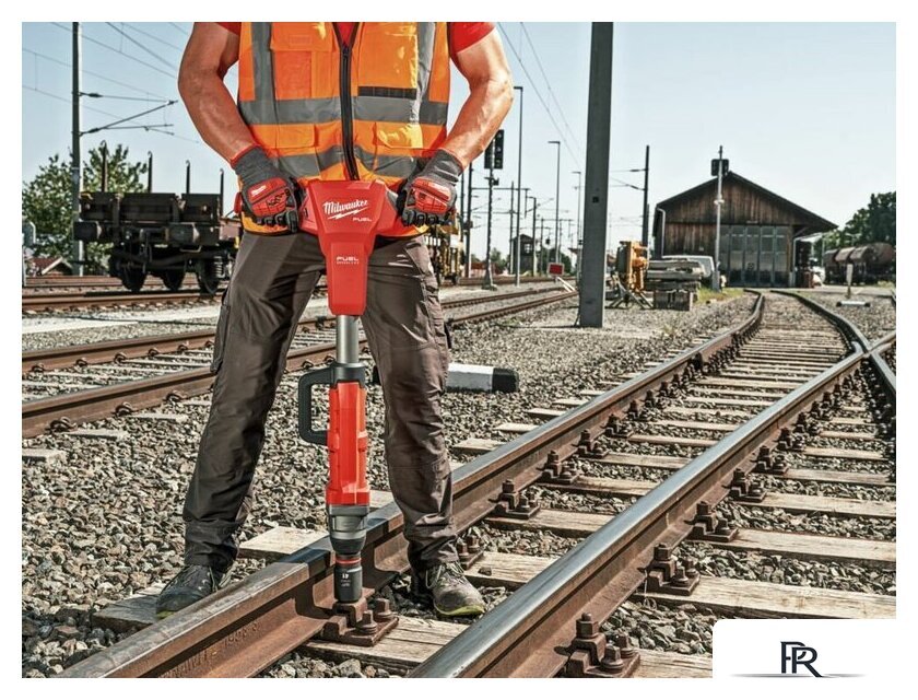 Гайковерт Milwaukee M18 FUEL M18FHIWF1R-122C 4933493141 (с 2-мя АКБ, кейс) - Изображение №17 — Интернет-магазин ПроЗаказ