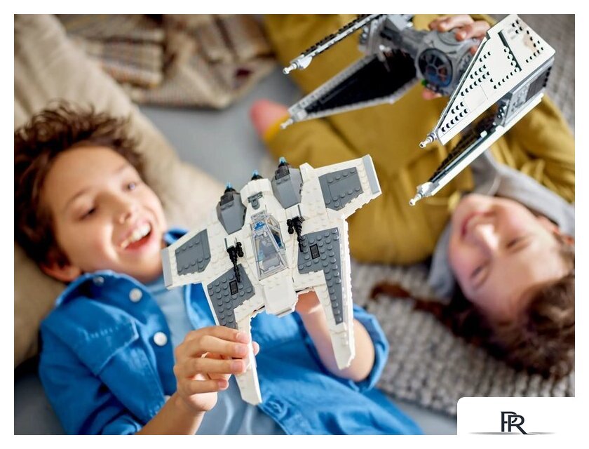 Конструктор LEGO Star Wars 75348 Мандалорский истребитель-клык против TIE Interceptor - Изображение №6 — Интернет-магазин ПроЗаказ