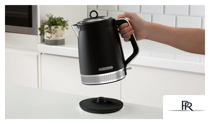 Электрический чайник Morphy Richards Illuminated Black 108020 - Изображение №2 — Интернет-магазин ПроЗаказ