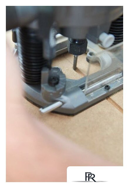 Вертикальный фрезер Ryobi RRT1600-K 5133004796 - Изображение №13 — Интернет-магазин ПроЗаказ