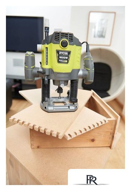 Вертикальный фрезер Ryobi RRT1600-K 5133004796 - Изображение №5 — Интернет-магазин ПроЗаказ