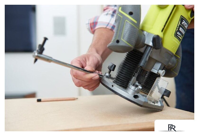 Вертикальный фрезер Ryobi RRT1600-K 5133004796 - Изображение №12 — Интернет-магазин ПроЗаказ