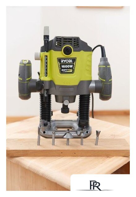 Вертикальный фрезер Ryobi RRT1600-K 5133004796 - Изображение №2 — Интернет-магазин ПроЗаказ