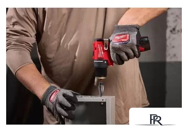 Дрель-шуруповерт Milwaukee M12 BLDDRC-202C 4933499686 (с 2-мя АКБ, кейс) - Изображение №9 — Интернет-магазин ПроЗаказ