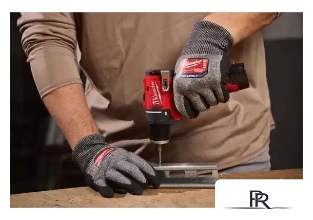 Дрель-шуруповерт Milwaukee M12 BLDDRC-202C 4933499686 (с 2-мя АКБ, кейс) - Изображение №12 — Интернет-магазин ПроЗаказ