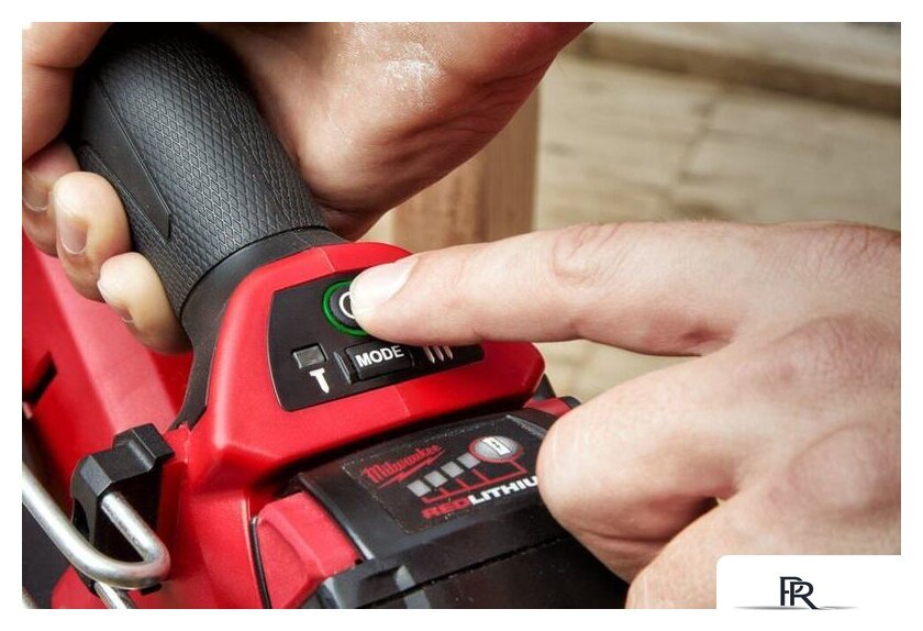 Гвоздезабиватель Milwaukee M18 FFN-502C 4933471404 (с 2-мя АКБ) - Изображение №7 — Интернет-магазин ПроЗаказ
