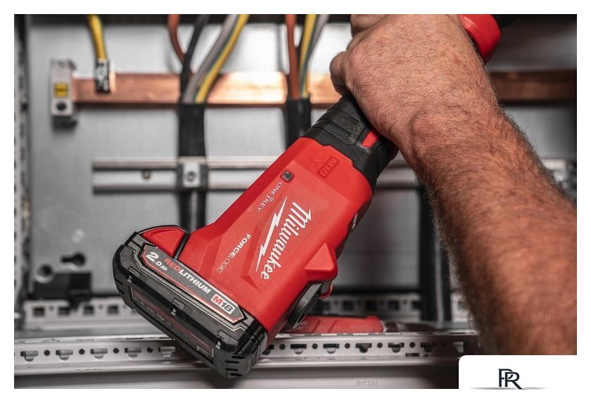 Кримпер Milwaukee M18 ONEHCCT60-202C 4933479684 (с 2-мя АКБ, кейс) - Изображение №10 — Интернет-магазин ПроЗаказ