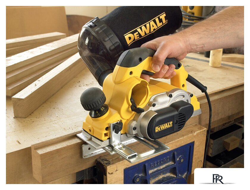 Рубанок DeWalt D26500K - Изображение №9 — Интернет-магазин ПроЗаказ