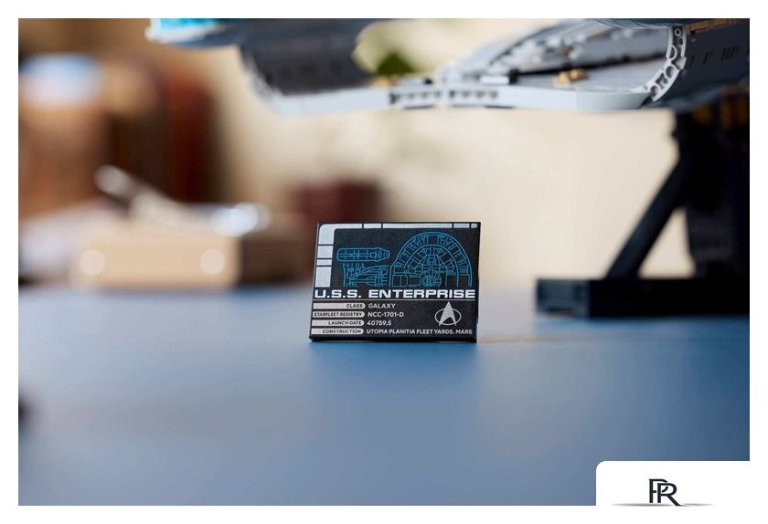 Конструктор LEGO Icons 10356 Звездный путь: USS Энтерпрайз NCC-1701-D - Изображение №17 — Интернет-магазин ПроЗаказ