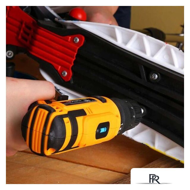 Дрель-шуруповерт Deko Banger SET 93 063-4168 (с 2-мя АКБ, кейс, набор оснастки) - Изображение №6 — Интернет-магазин ПроЗаказ