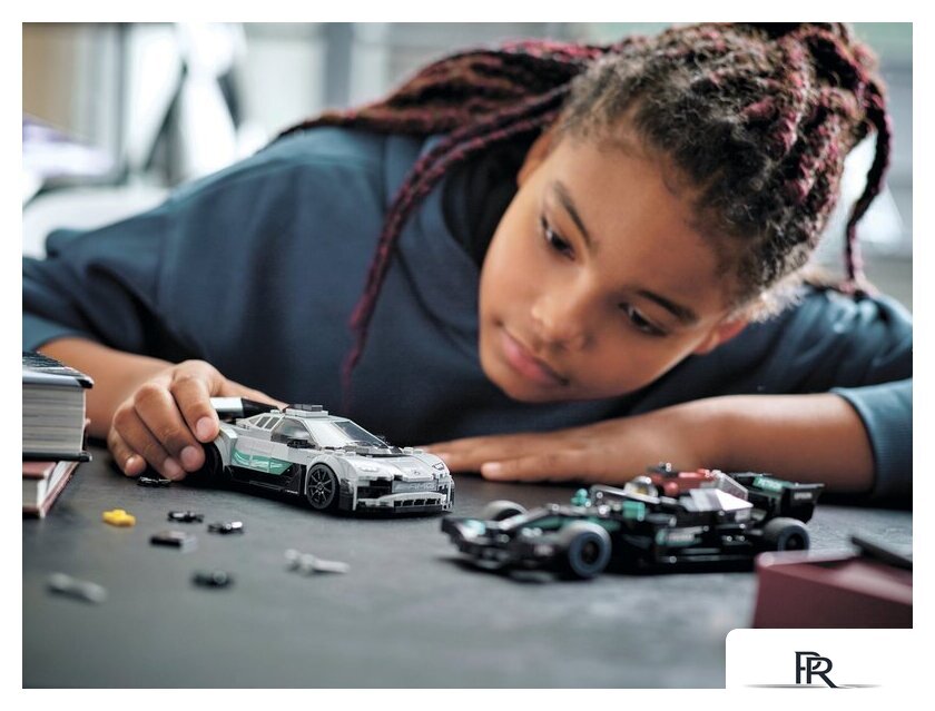 Конструктор LEGO Speed Champions 76909 Mercedes-AMG F1 W12 E Perf. и Project One - Изображение №5 — Интернет-магазин ПроЗаказ