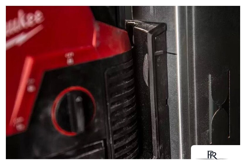 Лазерный нивелир Milwaukee M12 CLLP-301C 4933478100 (с 1-им АКБ) - Изображение №9 — Интернет-магазин ПроЗаказ