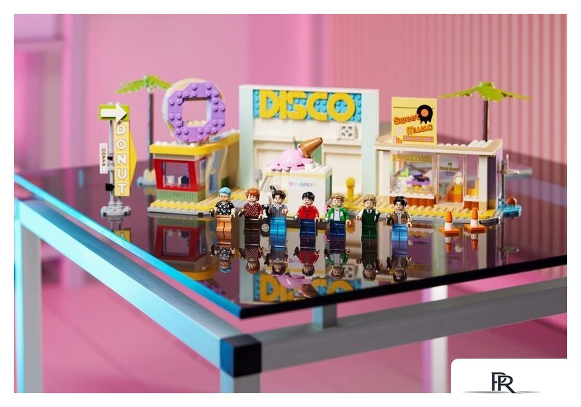 Конструктор LEGO Ideas 21339 BTS Dynamite - Изображение №13 — Интернет-магазин ПроЗаказ