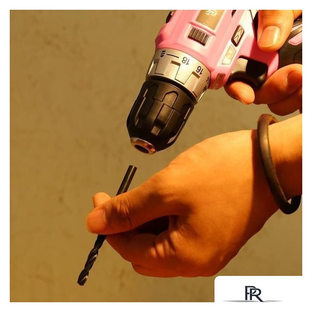 Дрель-шуруповерт Deko GCD12DU3 PINK SET2 063-4171 (с 1-им АКБ, набор оснастки) - Изображение №6 — Интернет-магазин ПроЗаказ