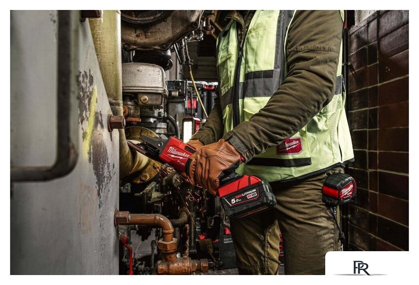 Угловая шлифмашина Milwaukee M18 Fuel FSAGF125XB-0X 4933478438 (без АКБ, кейс) - Изображение №4 — Интернет-магазин ПроЗаказ