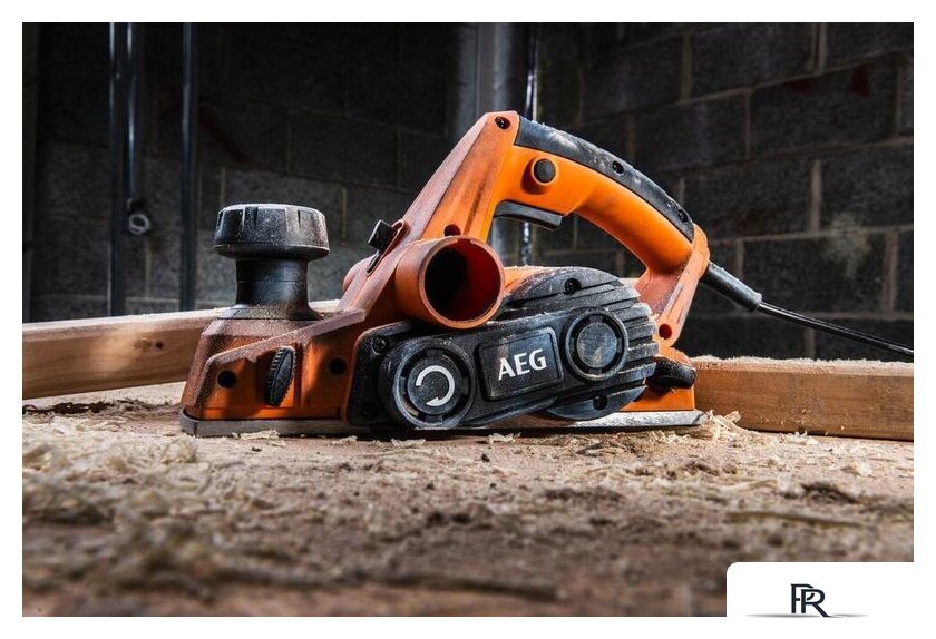 Рубанок AEG Powertools PL700 4935472008 - Изображение №4 — Интернет-магазин ПроЗаказ