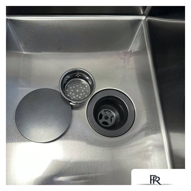 Кухонная мойка Roxen Simple 560220-70B PVD графит (с коландером и дозатором) - Изображение №8 — Интернет-магазин ПроЗаказ