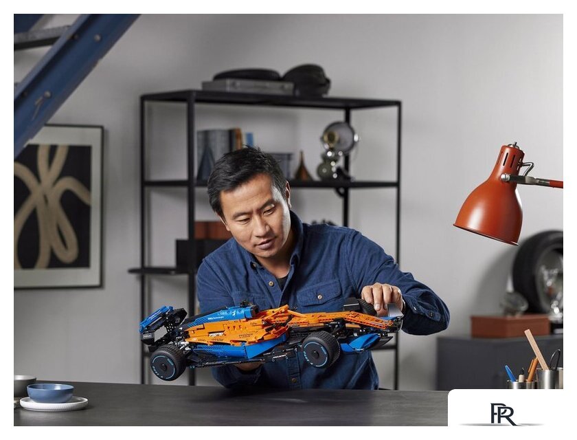Конструктор LEGO Technic 42141 Гоночный автомобиль McLaren Formula 1 - Изображение №4 — Интернет-магазин ПроЗаказ